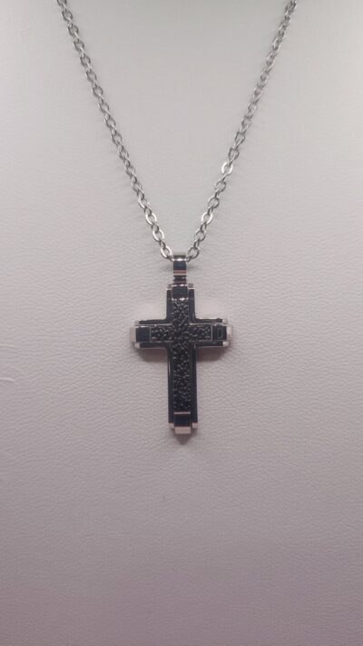 Men's cross made of steel